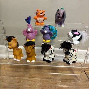 Little people touch and feel animals